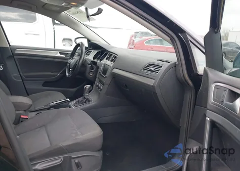 2017 Volkswagen Golf Sportwagen Tsi S z USA, uszkodzony, nr VIN 3VW017AU6HM502539